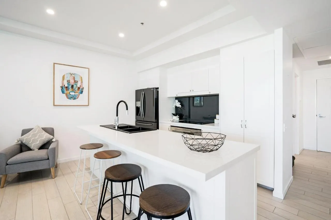 Wings Resort, Apartments And 2 Story Penthouses - We Accommodate Gold Coast