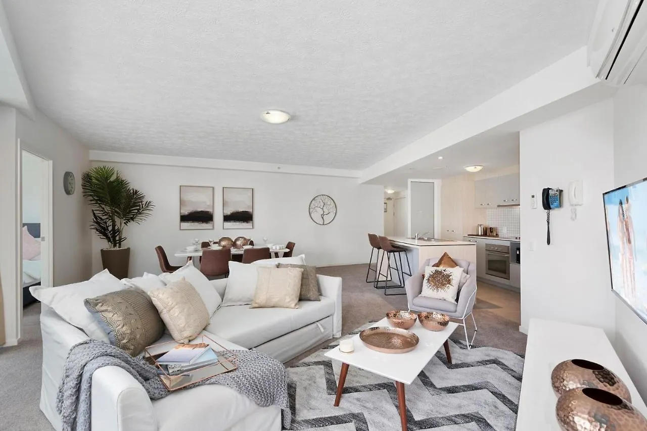 Wings Resort, Apartments And 2 Story Penthouses - We Accommodate Gold Coast